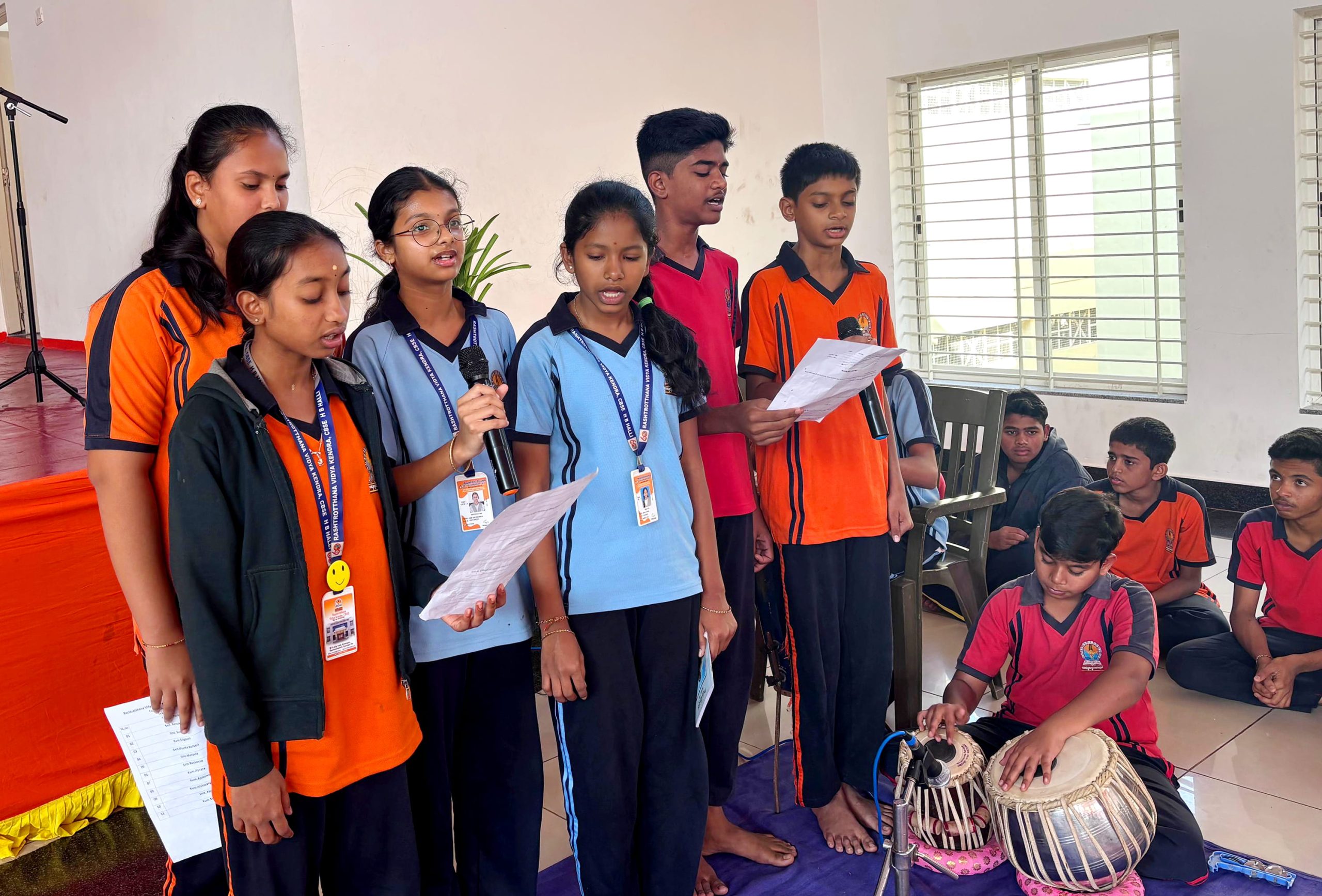 Flag and Badge Retreat Ceremony 2025-26 in Rashtrotthana Vidyarthi Nilaya Hagaribommanahalli (1)