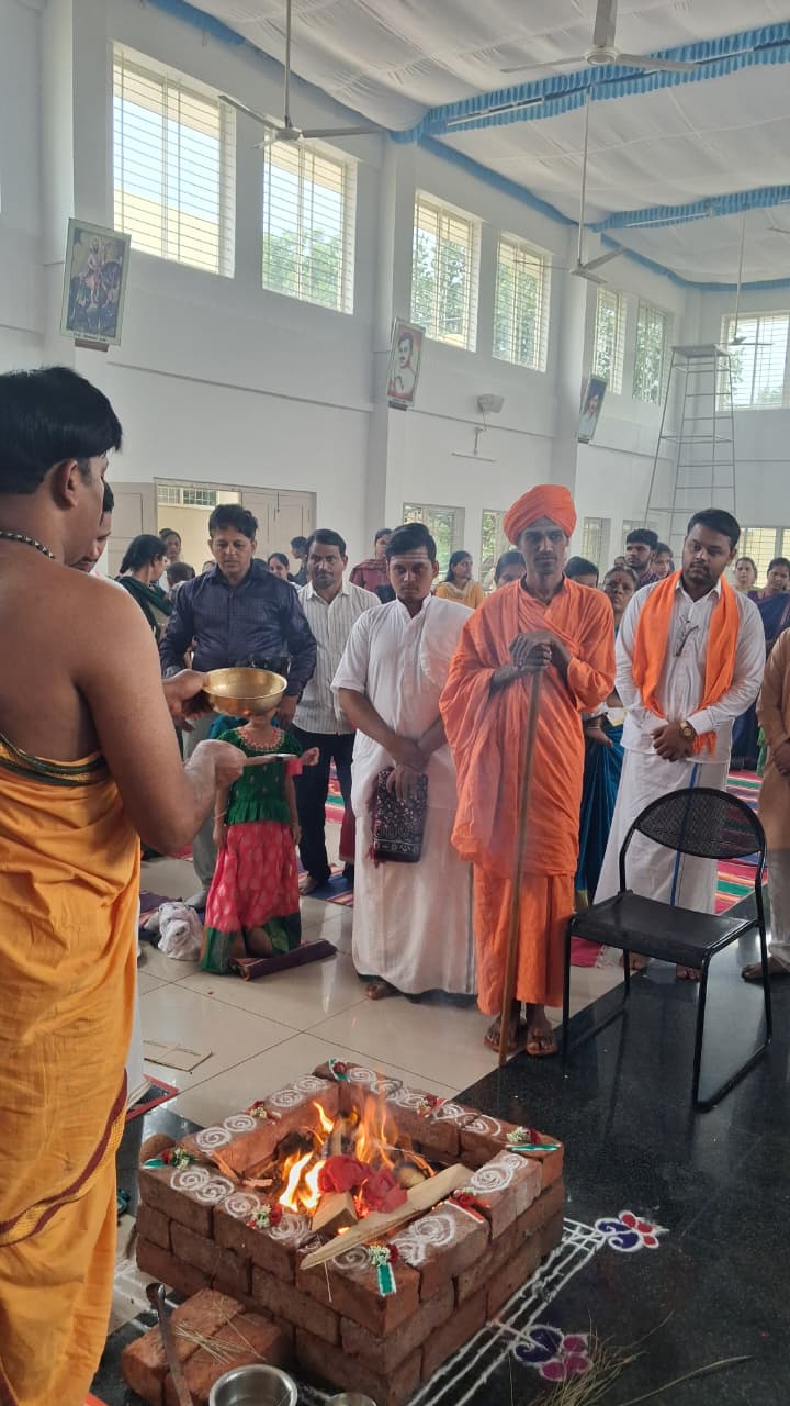 Aksharabhyasa and Prathama Patha in RVK - Hagaribommanahalli (3)