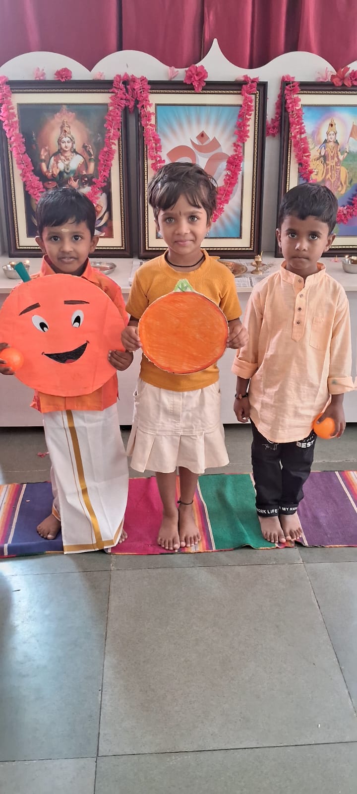 RVK – Hagaribommanahalli Observes Colours Day by Gokulam (9)