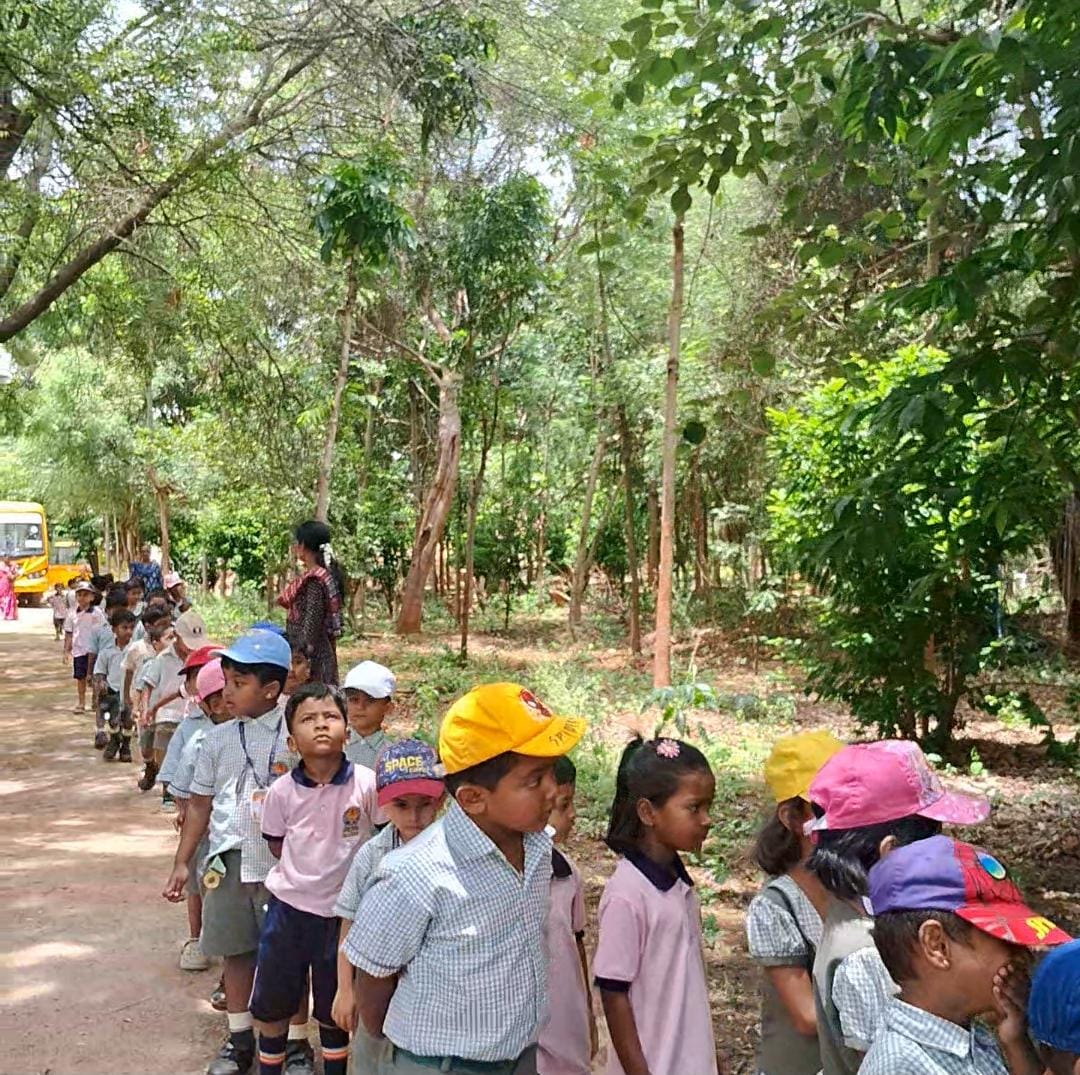 RVK – Hagaribommanahalli Gokulam Field Trip to Nandipur - A Day of Learning in Nature (10)
