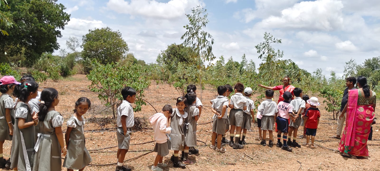 RVK – Hagaribommanahalli Gokulam Field Trip to Nandipur - A Day of Learning in Nature (3)