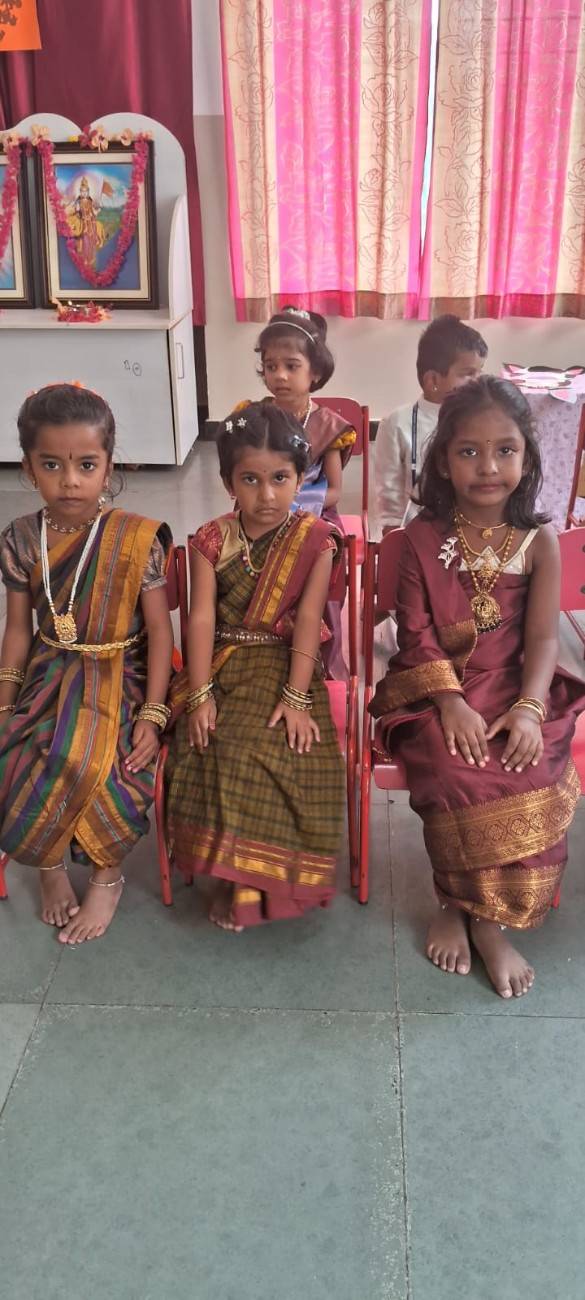 Budding Artists Showcase Creativity at RVK - Hagaribommanahallis Kala Kutira 3-100kb