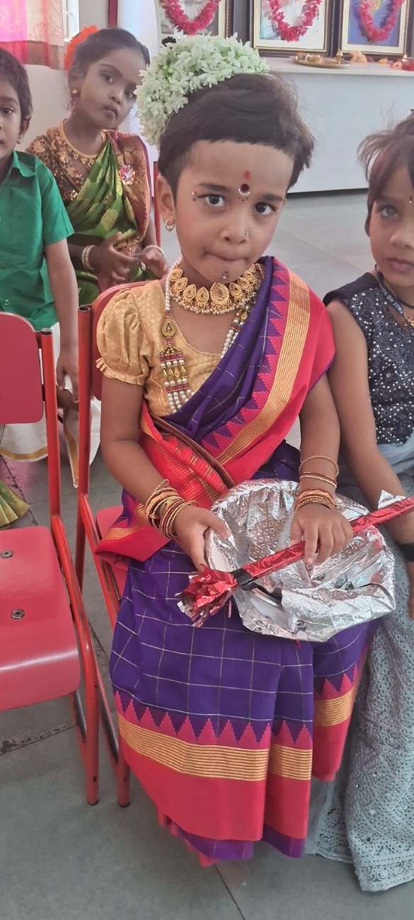 Budding Artists Showcase Creativity at RVK - Hagaribommanahallis Kala Kutira 5-100kb