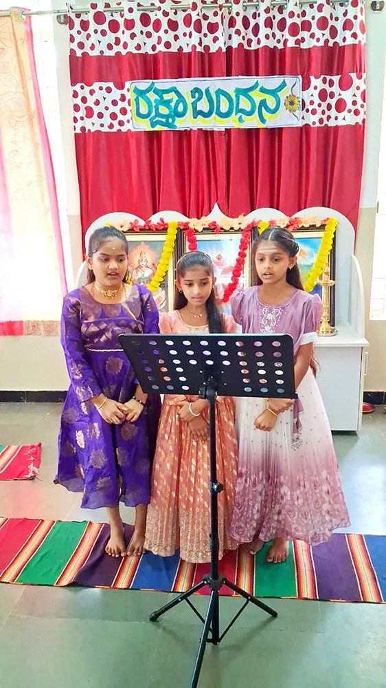 RVK- Hagaribommanahalli Celebrated Raksha Bandhan (12)