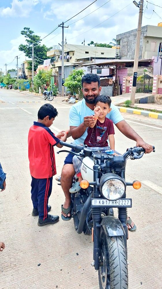 RVK- Hagaribommanahalli Celebrated Raksha Bandhan (7)
