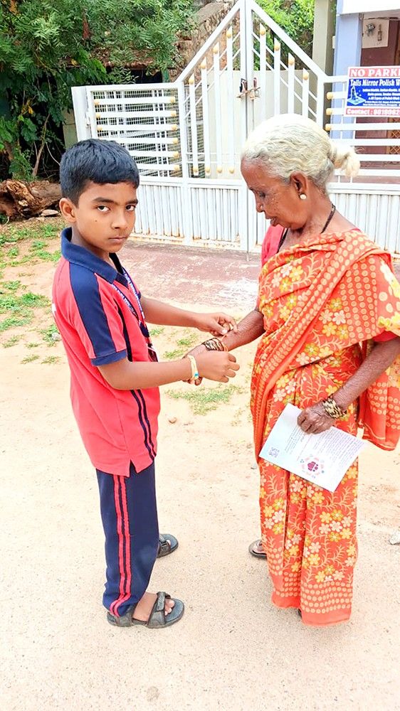 RVK- Hagaribommanahalli Celebrated Raksha Bandhan (8)