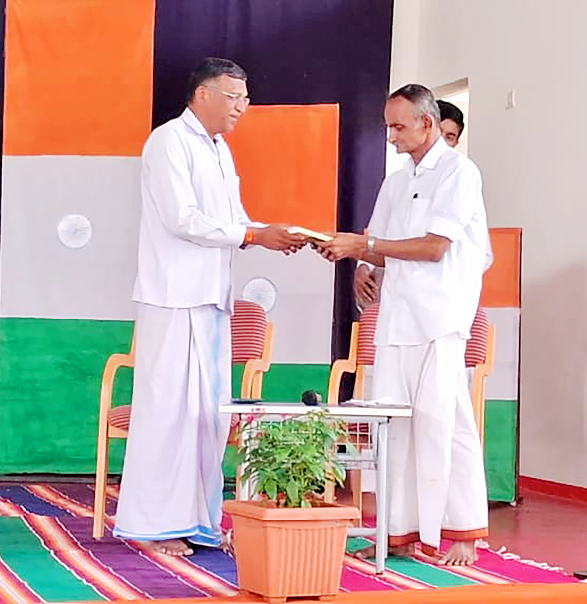 Bharat Mata Puja Program in RVK – Student Hostel, Hagaribommanahalli-3